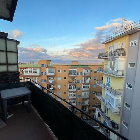 F.Rooms Napoli Bagian luar foto