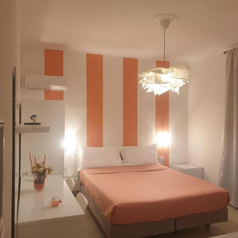 F.Rooms Napoli Bagian luar foto